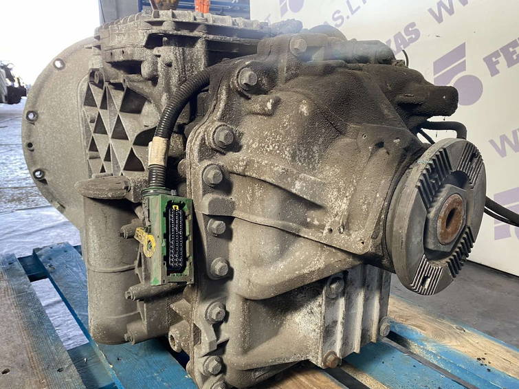Renault T AT2412E gearbox with retarder 7