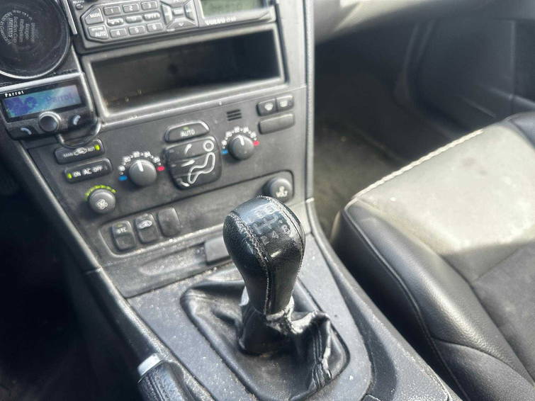 Volvo S60 2.4 10