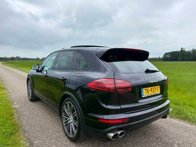 Porsche Cayenne S 3.0 S E-Hybrid 4