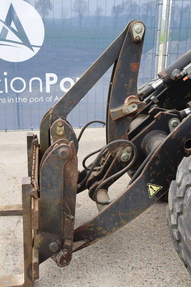 Bobcat AL350D 12
