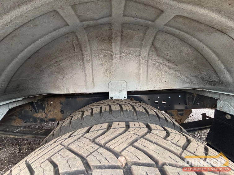 Iveco Daily 35C16 Dual wheels - Automatic - Towbar - Air conditioning 10