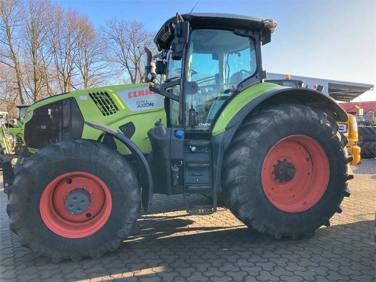 Claas Axion 870 CMatic Cebis 4