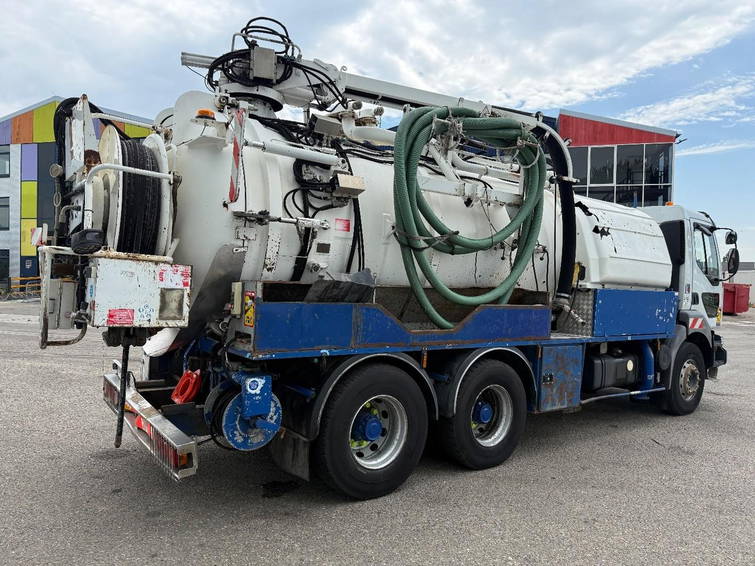 Renault 370 6x4 Vacuum tank 12,000 liters, Manuel Gearbox, Full Steelspring 8