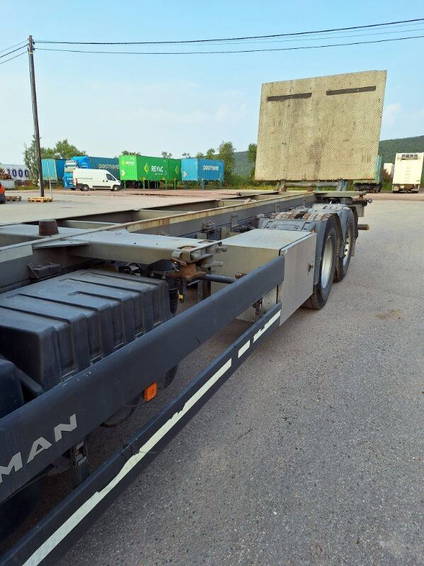 MAN TGX 26.500 6x2 Chassis Rear Lift Euro 6 3