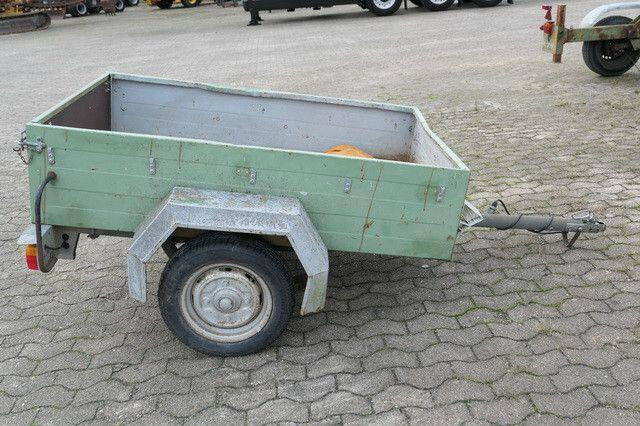 Diversen Zurrösen, Heckklappe, 1-Achser, Pritsche 3