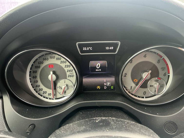 Mercedes-Benz GLA-Klasse 200 CDI 4M Prestige 13