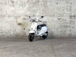 Vespa Sprint 50