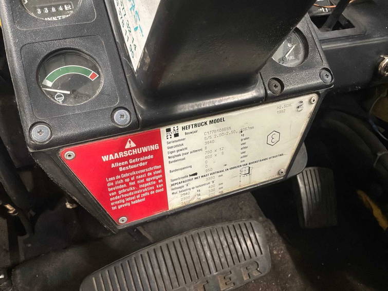 Hyster H2.50XL 16