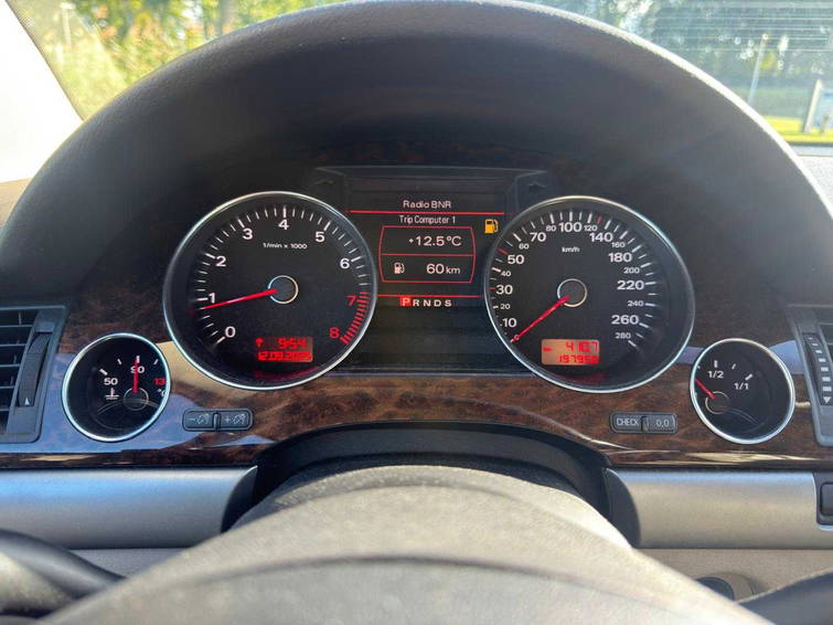 Audi A8 3.2 FSI Pro Line 20