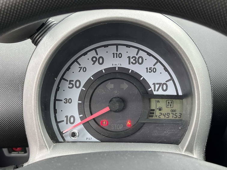Peugeot 107 1.0-12V XS 8