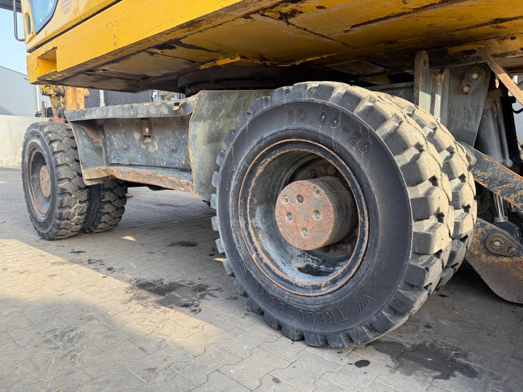 Komatsu PW180-7 5