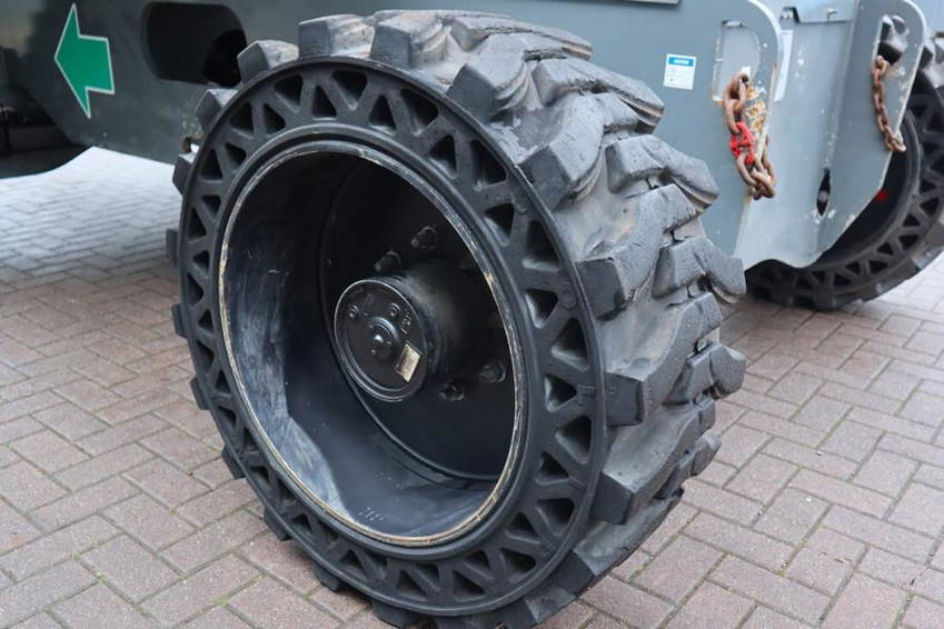 Haulotte HT28RTJ PRO Valid inspection, 4x4x4 Drive, 28 m Wo 16