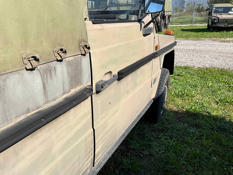 Steyr Puch 250GD 19