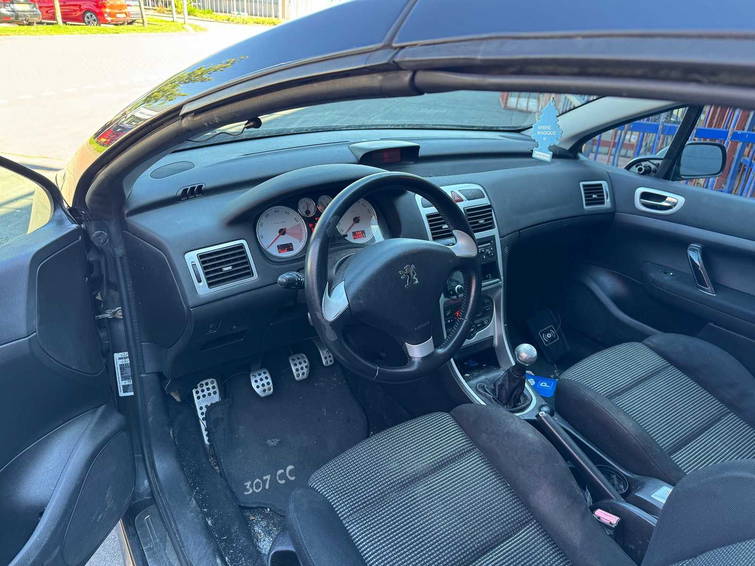 Peugeot 307 CC 1.6-16V 10