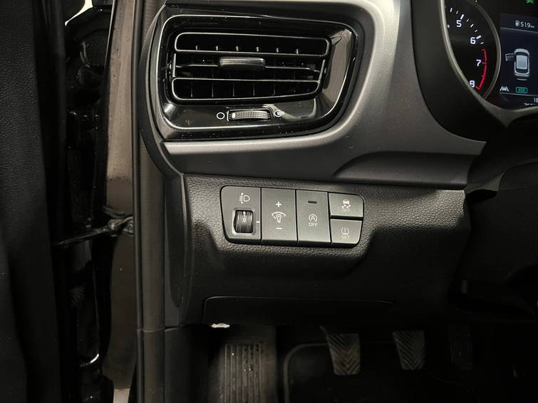Kia Stonic 1.0 T-GDi Mhev DynamicPlusLine - BPM - BTW - Frontschade - Achterschade - Schade 20