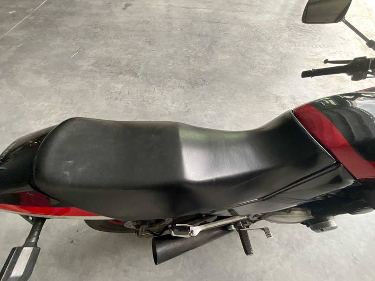 Suzuki GSX 750 ES 12