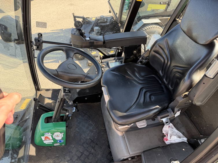 Ransomes HR300 5