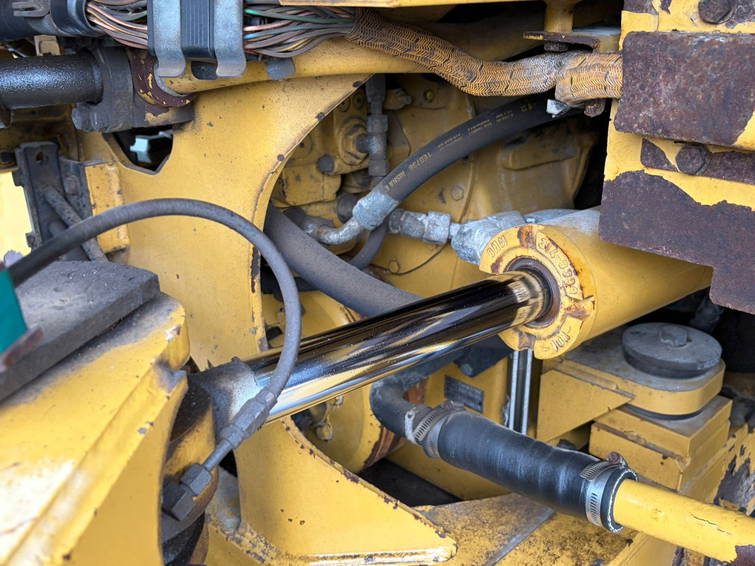 Caterpillar 950H Wheel Loader CE Low Hours 2010 Airco Good Condition 14