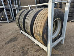 Bridgestone R 164 | Trailer Band | 425/65 R 22.5 | 8-4-3-6 MM Profiel.