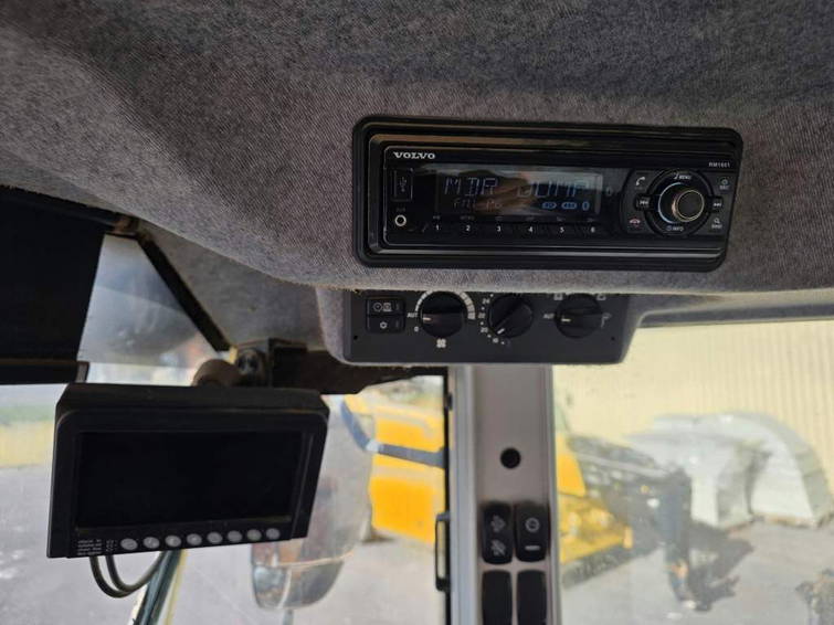 Volvo L90H Radlader 4x4 Klima, Schnellwechsler 28