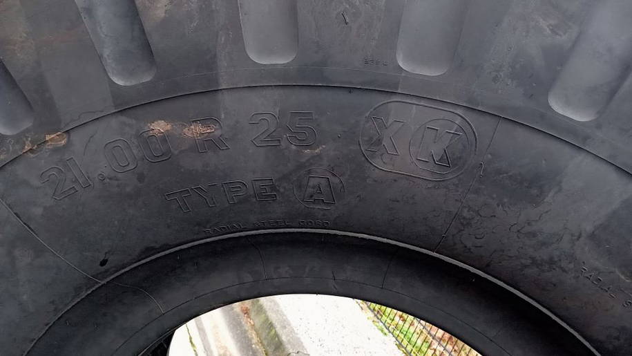 Michelin New 21.00R25 XK tires 5 pieces available 3