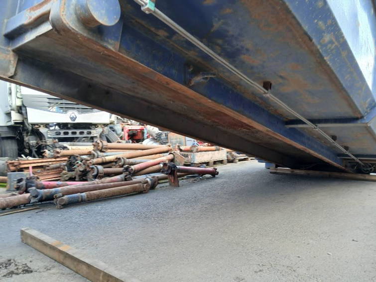 Diversen Soravaihtolava 5500mm yleisperälauta 4