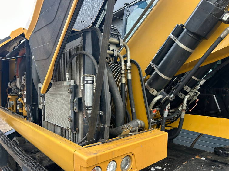 Caterpillar MH3022 8