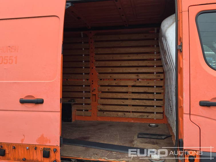 Opel Movano 18