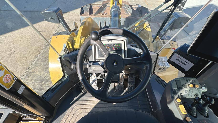 Caterpillar 950M 15