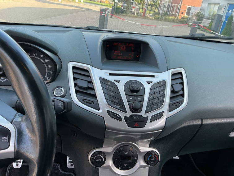 Ford Fiesta 1.6 Metal 13