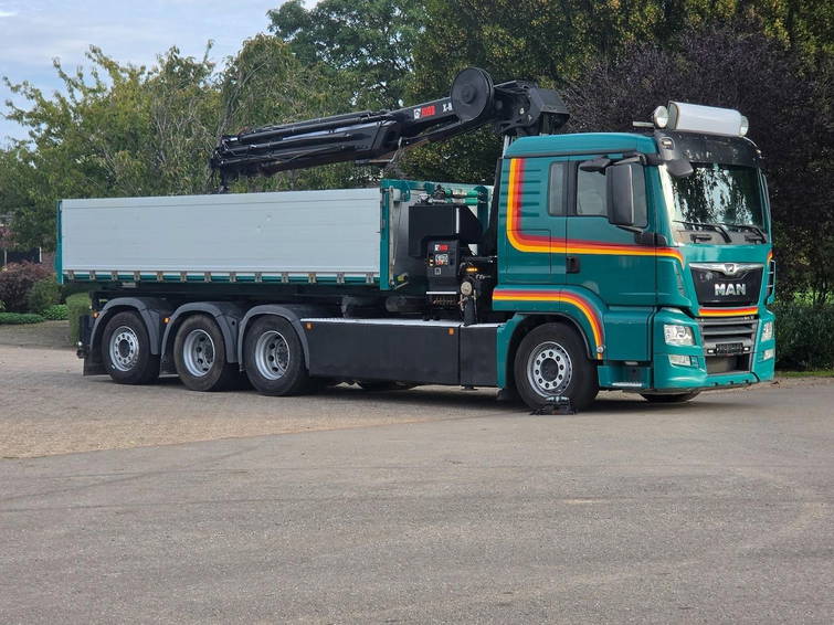 MAN TGS 35.500 8x4 Crane/Container/Tipper Remote Control 6