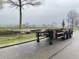 Groenewegen 30CC-14-27 20/30 FT Tank / ADR / Lift-Axle / NL Trailer