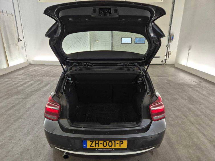 BMW 1-serie 116i High Exe. 18