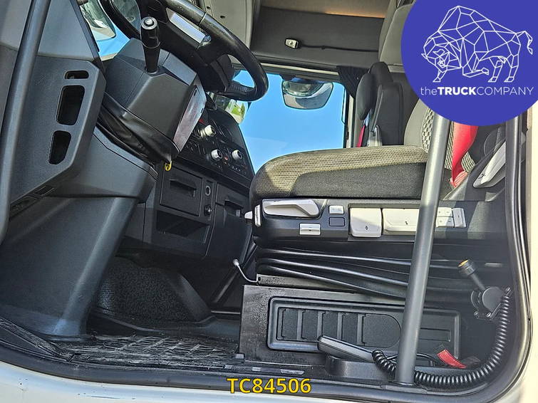 Renault T520 12