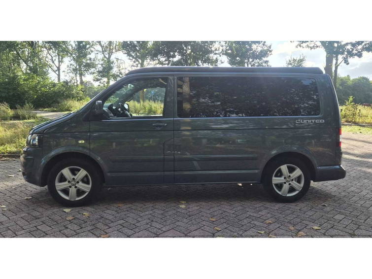 Volkswagen Multivan 7