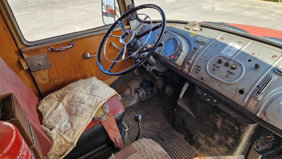Mercedes-Benz 1113 4X4 new tank 10