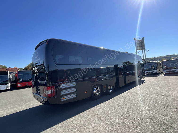 MAN 8 R 08 Lion's Coach L 3