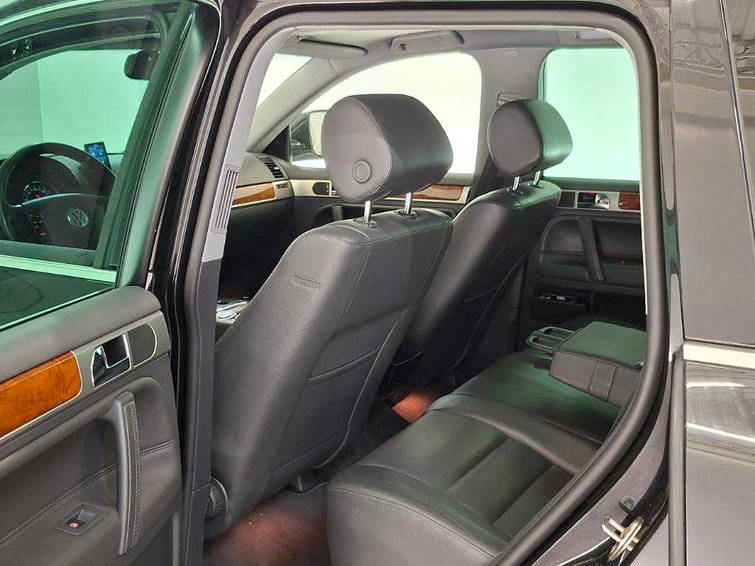 Volkswagen Touareg 3.0 V6 TDI 15