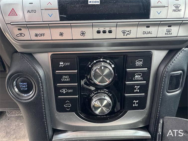 Toyota Land Cruiser 21