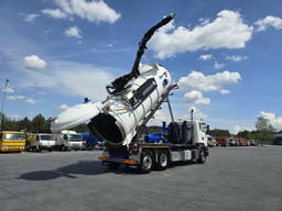 Scania Saugbagger Larsen FlexVac 311 Vacuum suction loade r