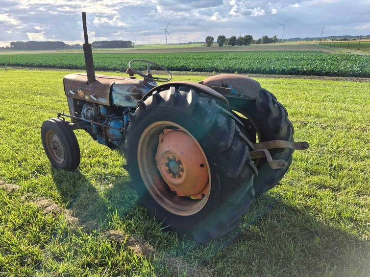 Diversen Fordson Super Dexta Vigneron 3