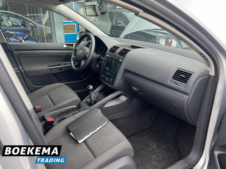 Volkswagen Golf 1.6 Trendline 5-deurs Navi Airco 17
