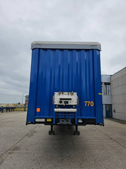 Krone Standaard schuifzeil oplegger - SD - DA06CLNF 3