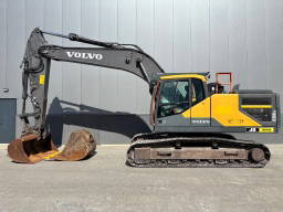 Volvo EC 250 ENL Two buckets