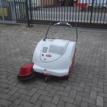 Brava, veegmachine elek., veegbreedte 95 cm.