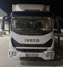 Iveco EuroCargo 75 75E Rear lift 1.500kg Side doors