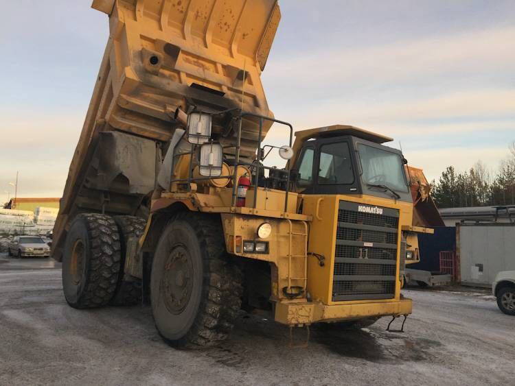 Komatsu HD 605-5 9