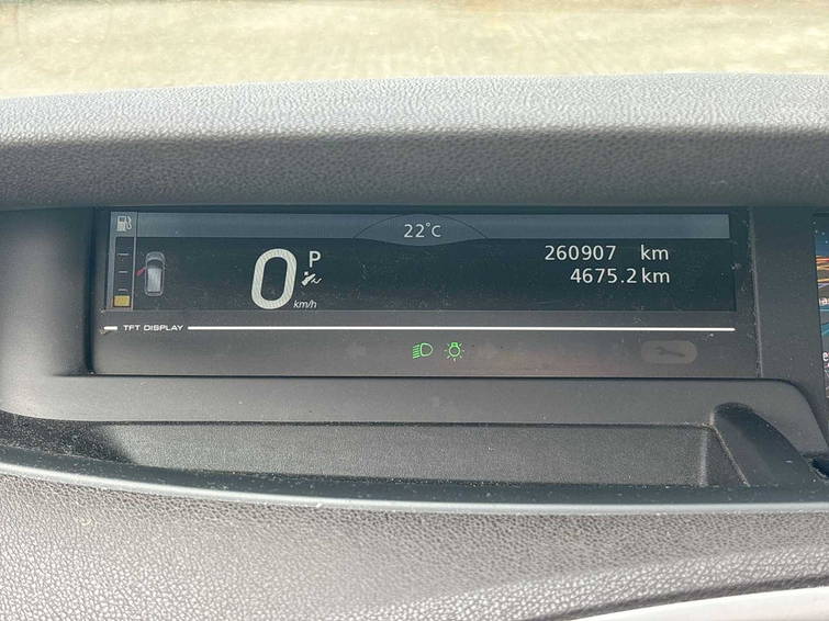 Renault Grand Scénic 2.0 Privilege 17