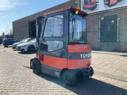 Toyota 7Fbmf25 2500KG 5.00Meter Heftruck