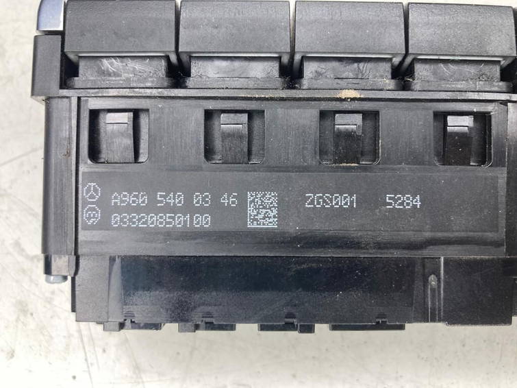 Mercedes-Benz Cabin Switches Set 3